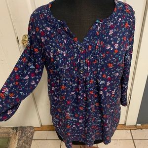 Faded Glory Top. Size Large